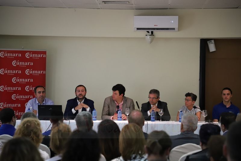La Cámara de Comercio desarrolla la pionera Feria de FP Dual.