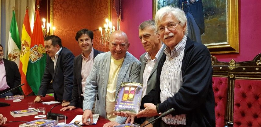 La Casa de Ceuta en Granada acoge la presentación del libro “Todas las persianas no son blancas”