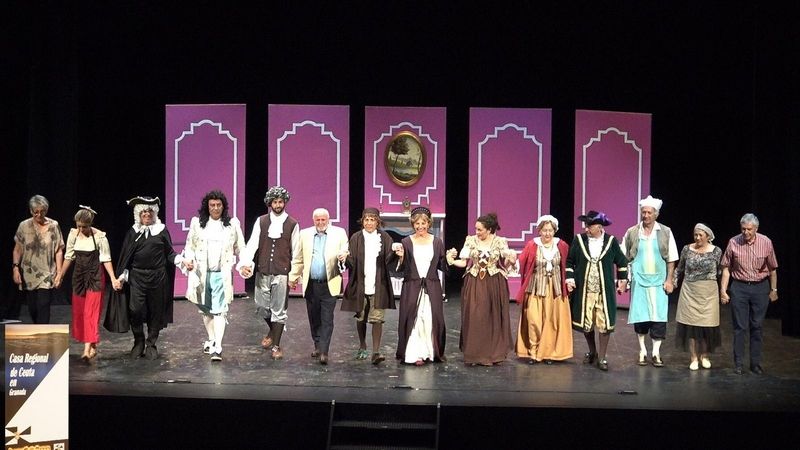 El grupo de teatro de la Casa de Ceuta en Granada vuelve a llenar el “Isabel la Católica”.