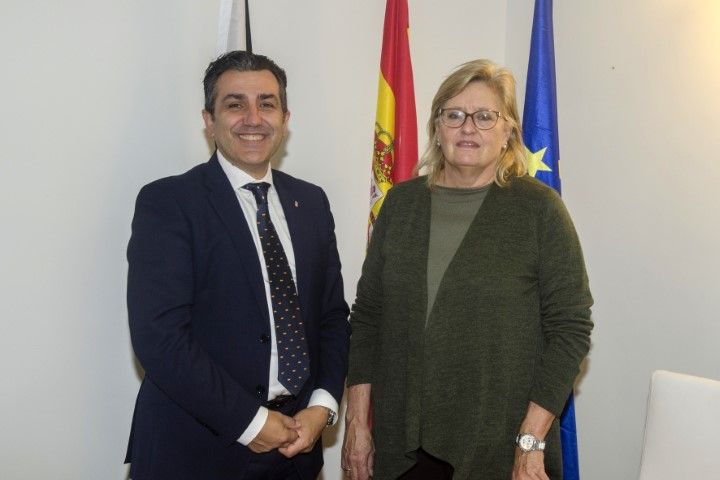 La Ciudad y el Colegio de Abogados renuevan el convenio para promover la cultura jurídica