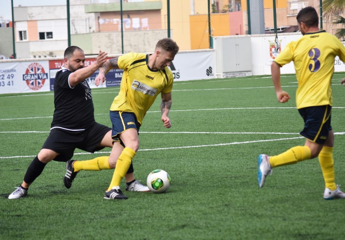 Este lunes empiezan las Jornadas de Veteranos Fútbol 8 con la participación de 19 equipos