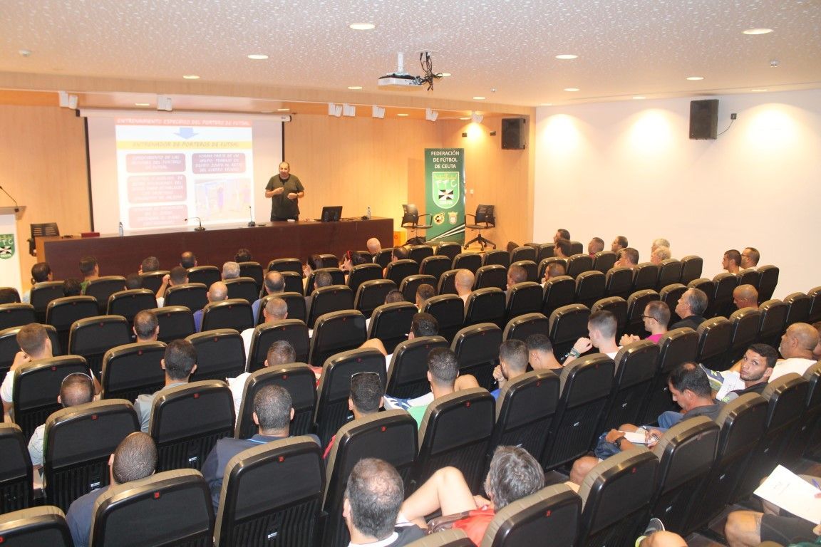 Santi Valladares, José Juan Romero y Miguel Rivera en las Jornadas de Entrenadores de este fin de semana