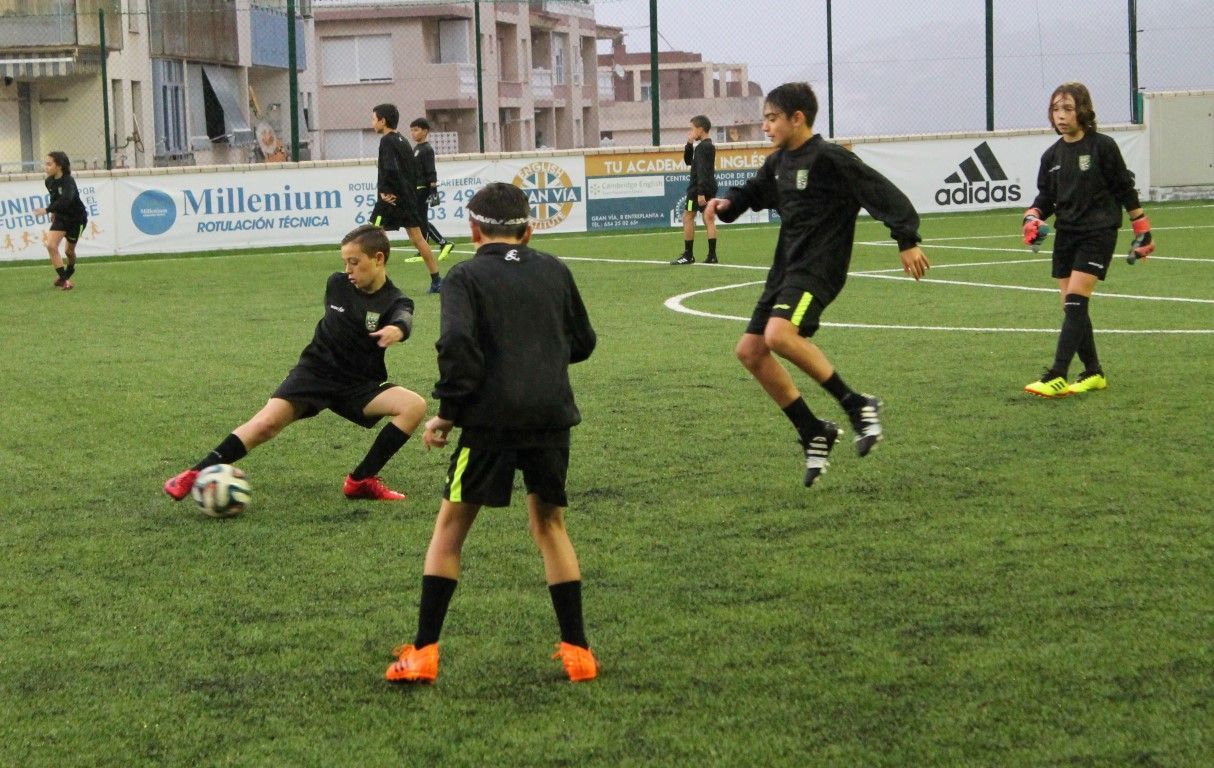 La FFCE organiza este viernes el ‘I Torneo Solidario para Mayores’ en la categoría Alevín de Fútbol 8