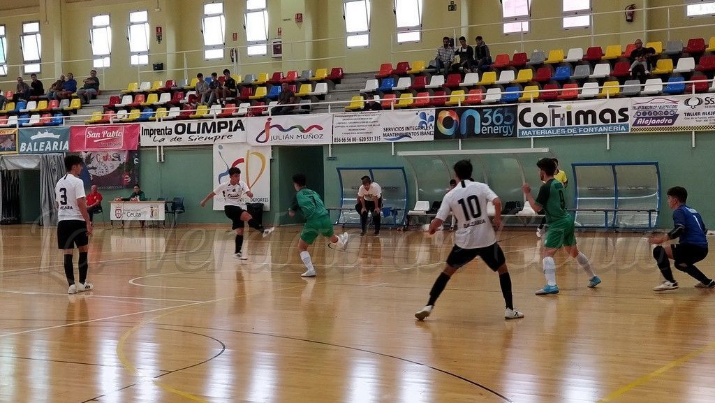 El Deportivo supera sin dificultad al Torremolinos