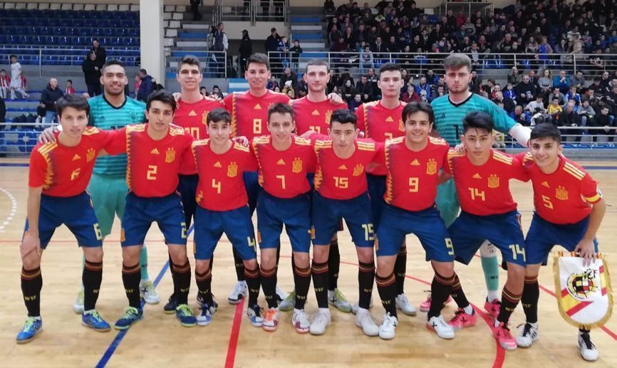 España, con Nacho Torres de capitán, gana sus amistosos ante Serbia