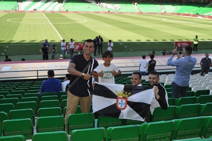 La bandera de Ceuta no faltó en la final de la Copa del Rey