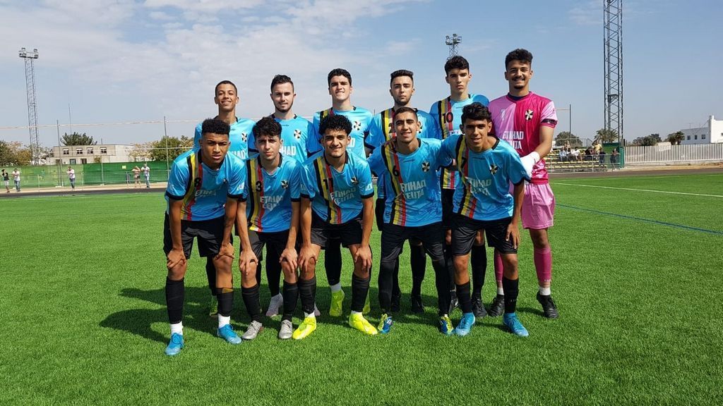 Victoria de oro del Sporting de Ceuta en el campo del Coria CF (1-2)