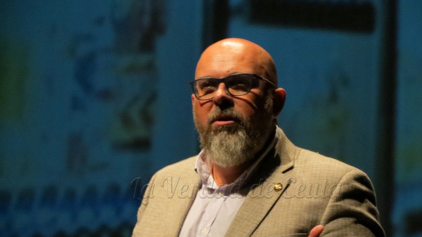 El profesor Trujillo ofreció su conferencia sobre innovación educativa