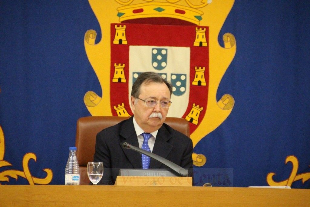 Vivas asegura no sentirse “fracasado” por la dimisión del presidente de la Autoridad Portuaria