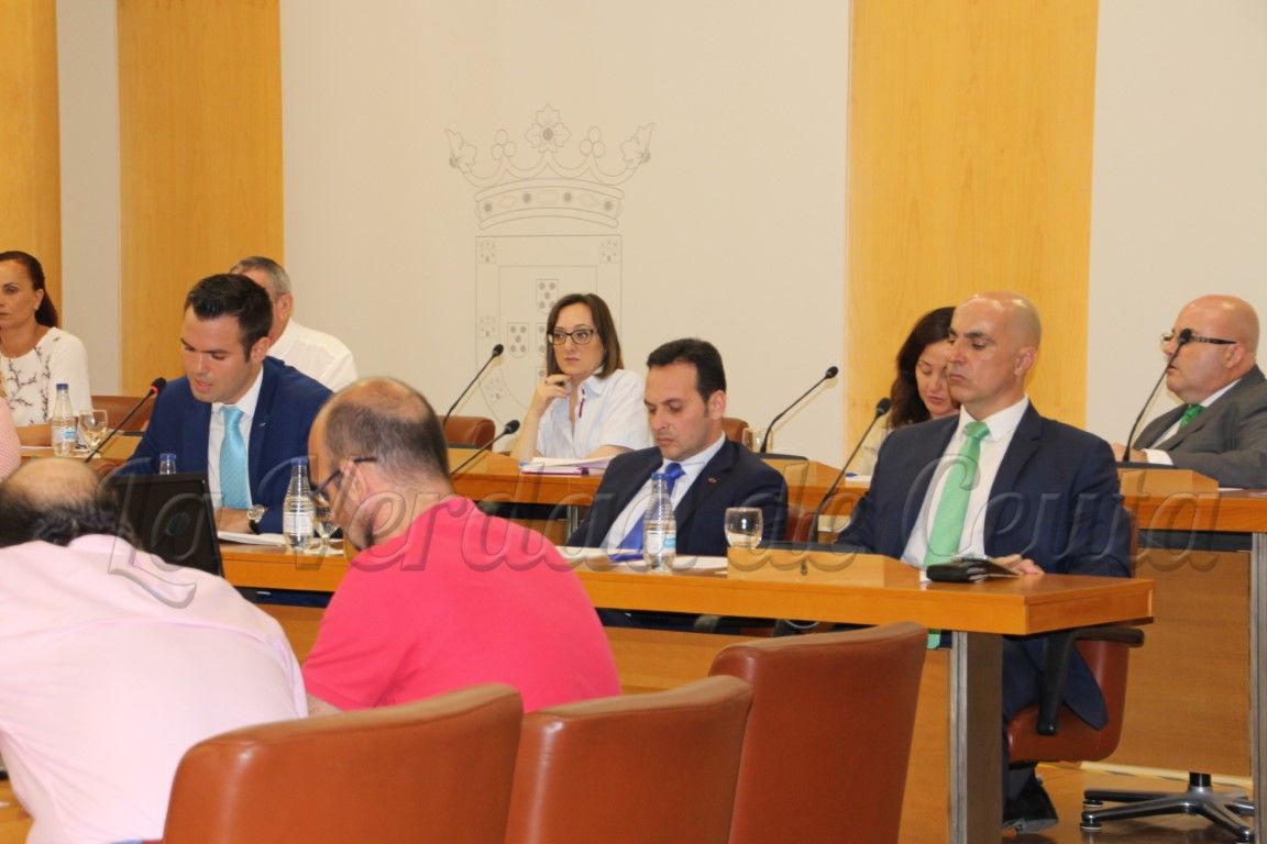 Vox pondrá en marcha su Oficina Parlamentaria en la Asamblea de Ceuta