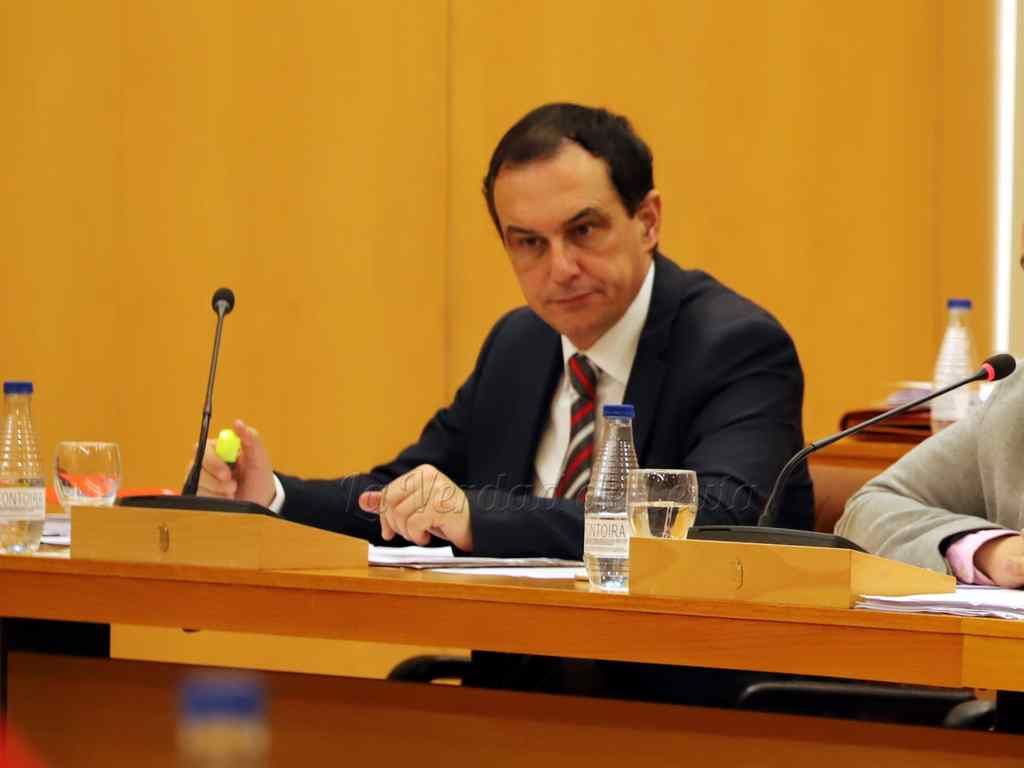 PSOE: "Juan Vivas se ha convertido en un títere de la ultraderecha"