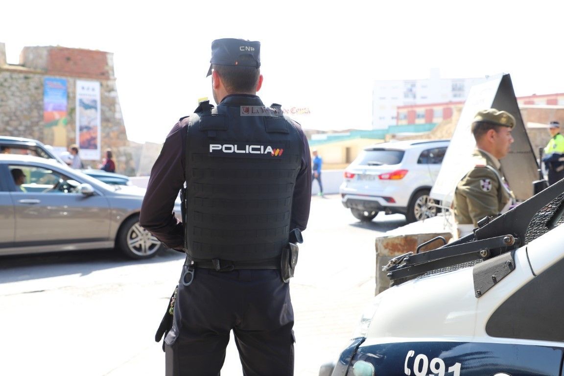 Fiscalía solicita cuatro años de prisión para un joven que robó a punta de cuchillo en la Gran Vía acompañado por una menor