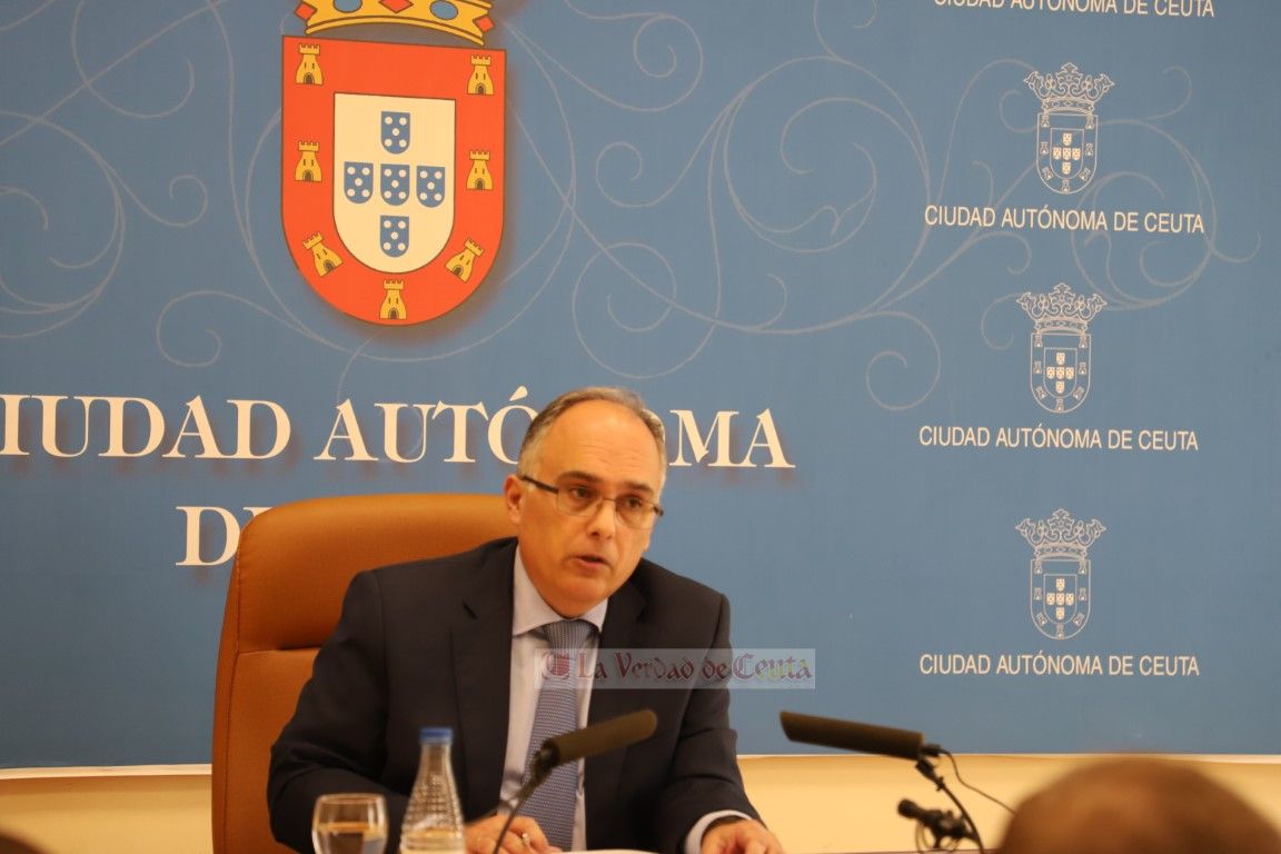 Alberto Gaitán, “no tiene nada que ver ese posible examen que se ha filtrado con esta oposición de auxiliar administrativo”