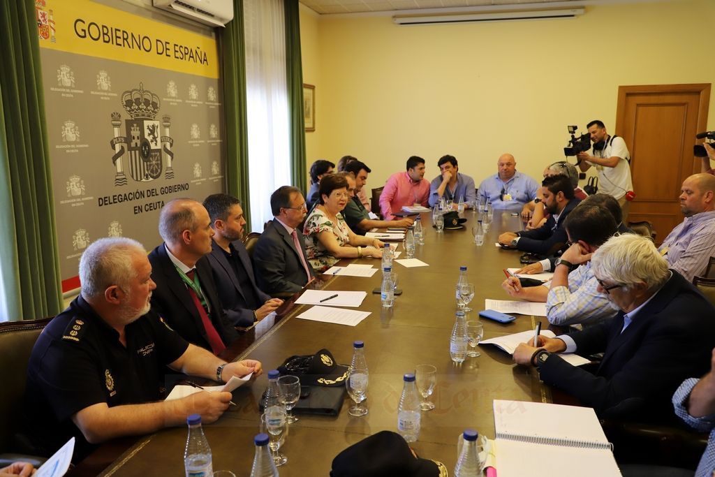 Los empresarios agradecen la colaboración entre la Ciudad y la Delegación del Gobierno en la frontera. Archivo