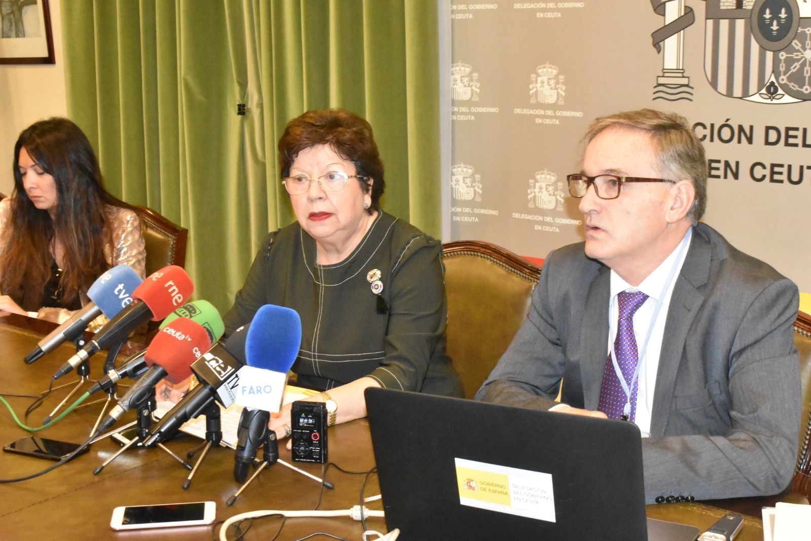 Salvadora Mateos y Jesús Lopera hacen balance de su gestión en Delegación del Gobierno e Ingesa