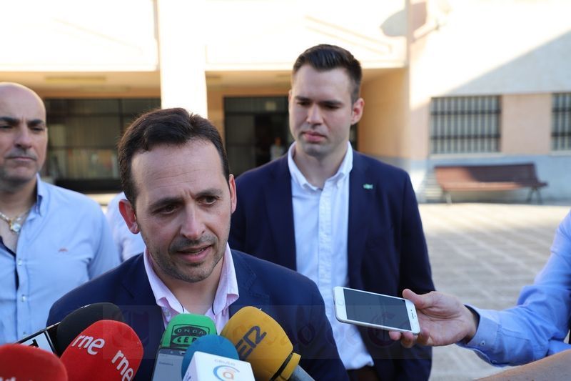 Los cargos electos de Vox por Ceuta donan parte de su asignación mensual a Cáritas