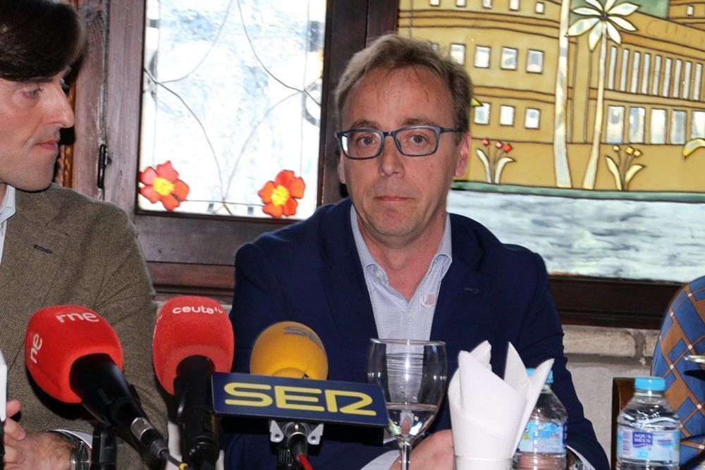 Guillermo Martínez estima que en Ceuta hacen falta 200 guardias civiles y 125 policías nacionales.