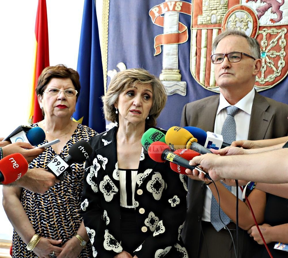 Carcedo y Lopera analizan la situación sanitaria de Ceuta