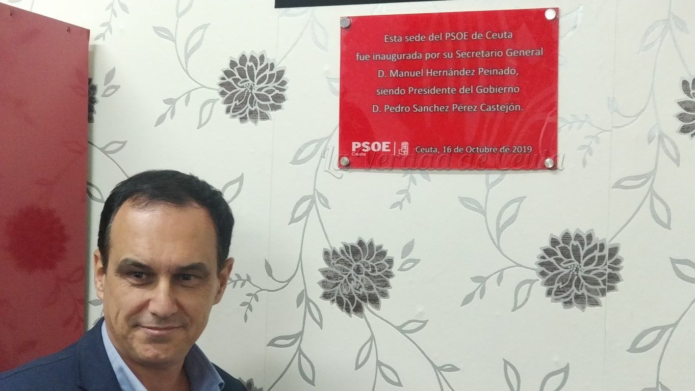 Hernández (PSOE) lamenta que el presidente Vivas no agradezca las ayudas que Ceuta ha recibido del Gobierno Central