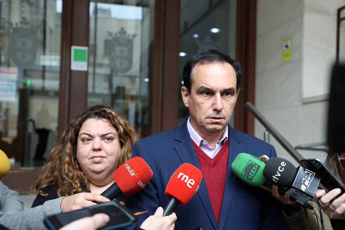 Hernández exige a Vivas que cumpla ya la sentencia del Supremo para mantener la estabilidad del Gobierno