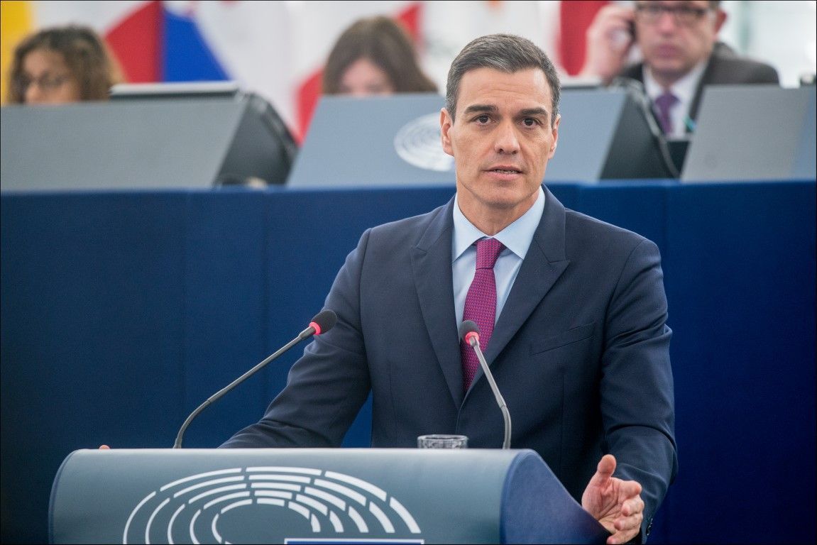 Sánchez condiciona la subida salarial a los empleados públicos a que el Gobierno esté en “plenas funciones"
