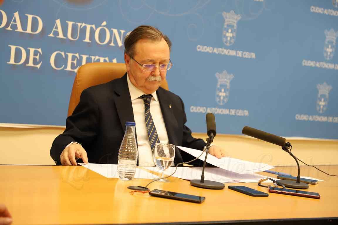 Vivas valora la responsabilidad de Vox y afea el bloqueo que el PSOE hace a la gestión de la Ciudad