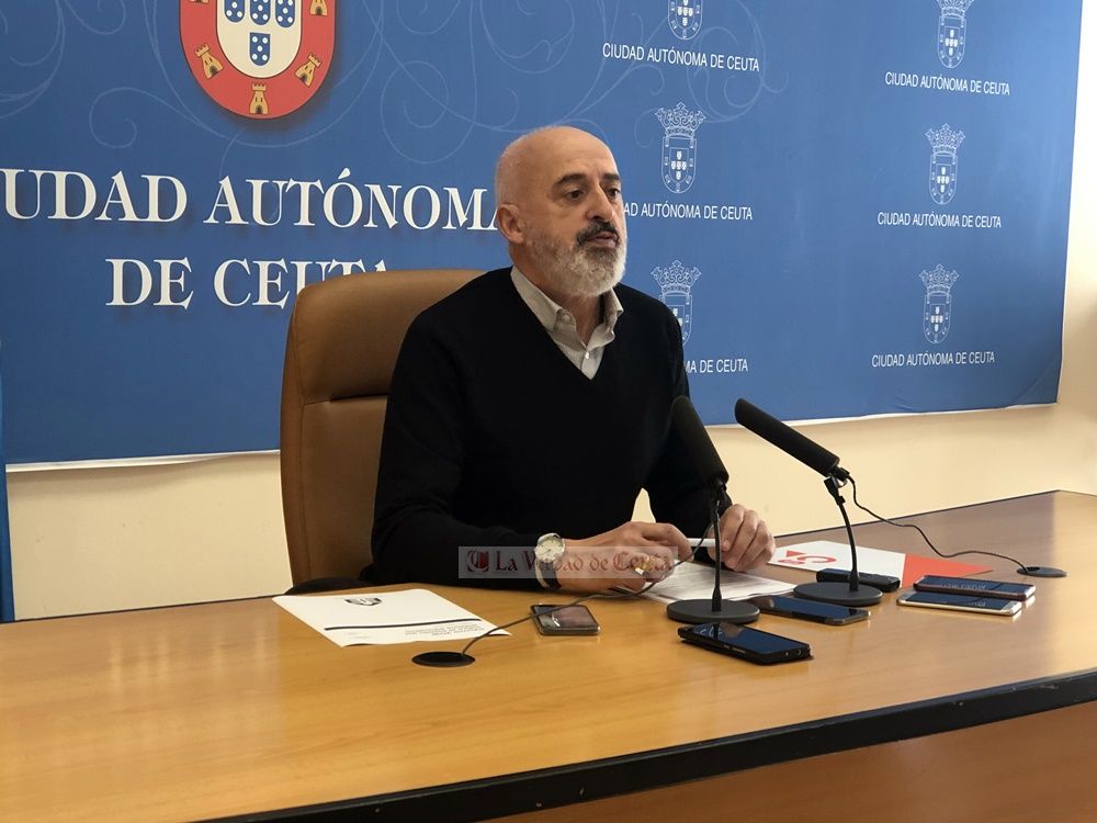 C's: el PP paga con dinero público su escaso bagaje inversor