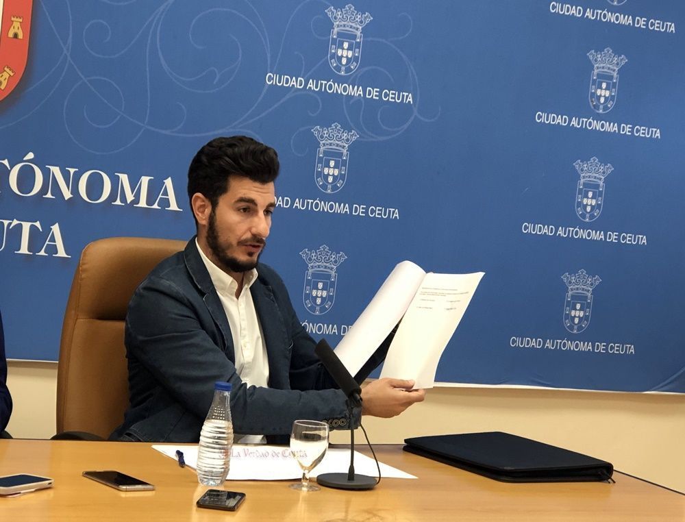 El consejero ha lamentado que Ábalos no se reúna con el presidente para poder avanzar en la aprobación del PGOU.