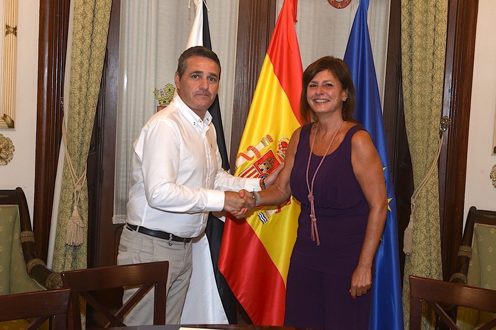 La Ciudad formaliza el acuerdo de colaboración con la Asociación San Urbano