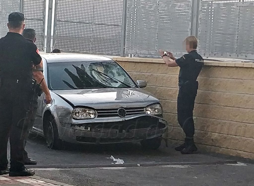 Detenido tras entrar a Ceuta a toda velocidad, saltándose los controles de la frontera del Tarajal