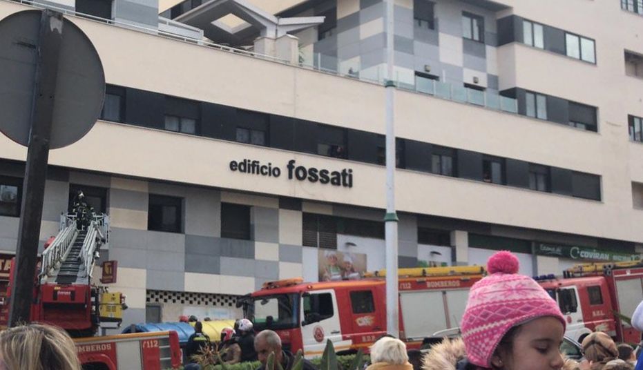 El SEIS actúa en dos viviendas cercanas entre sí: una por humo y otra por llamas 