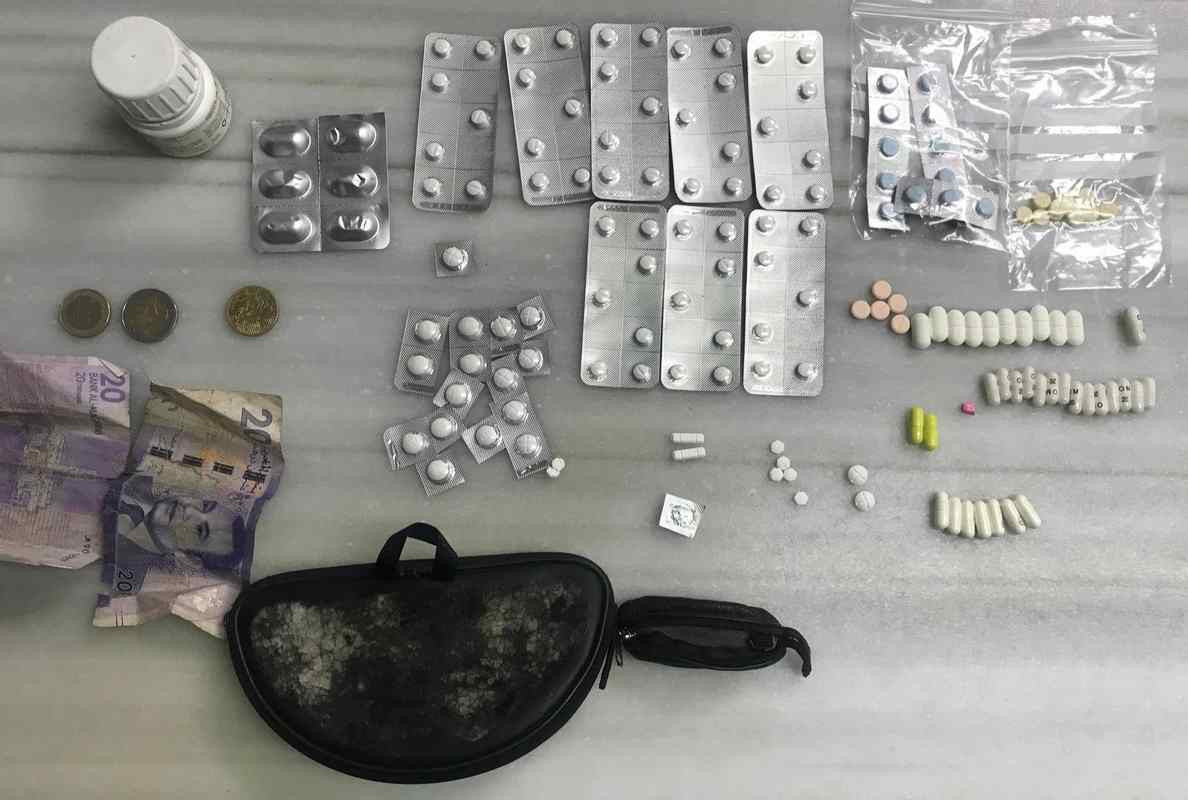 Detenido un hombre en la Almadraba por tráfico ilegal de pastillas