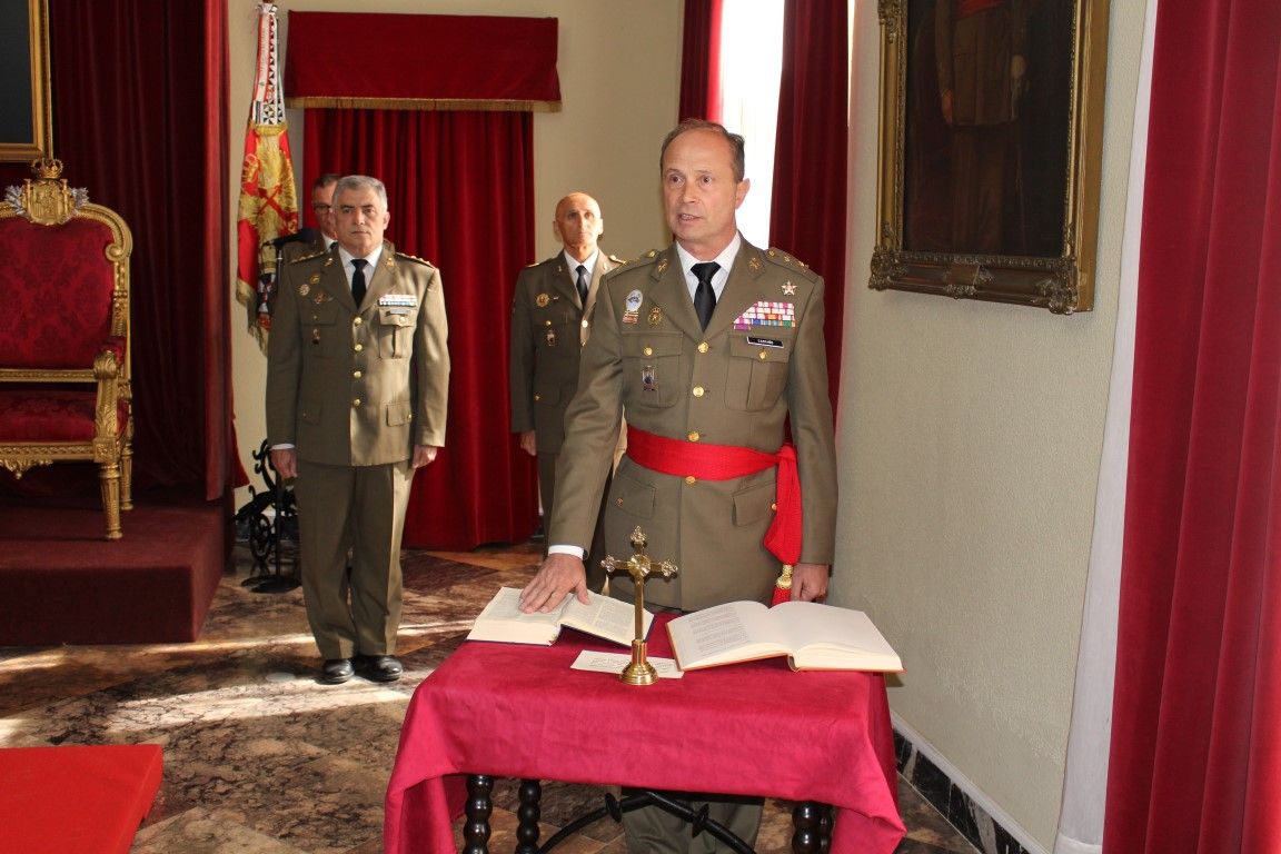 José María Castaño toma posesión como General 2º Jefe de la Comandancia General
