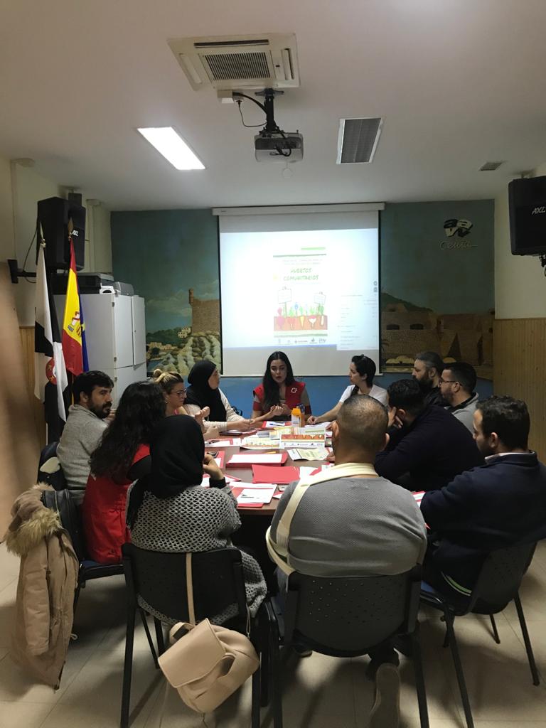 El proyecto ICI dinamiza una formación comunitaria para la creación de huertos urbanos