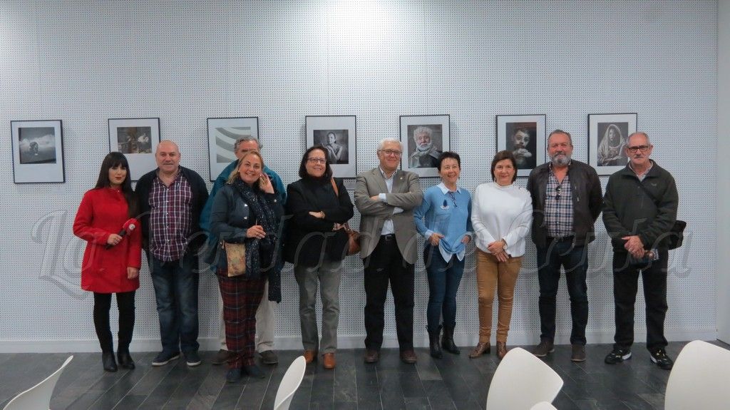 Miradas inaugura la "III Liga Photoluz" y presenta el II Salón Internacional de Fotografía Digital "Pepe Gutiérrez"