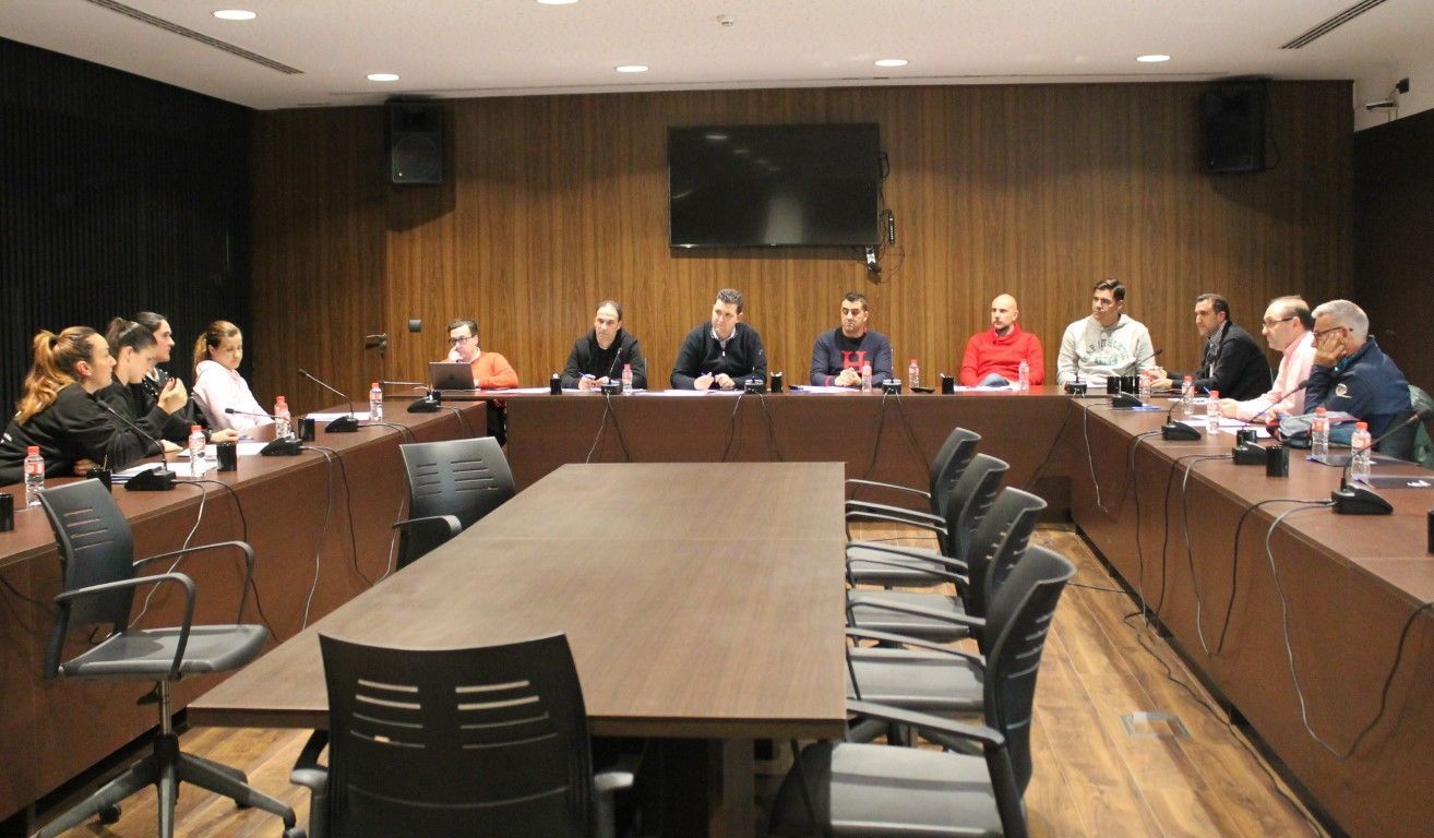 La Comisión Femenina anuncia las actividades de la ‘Semana de la Mujer’ en la FFCE