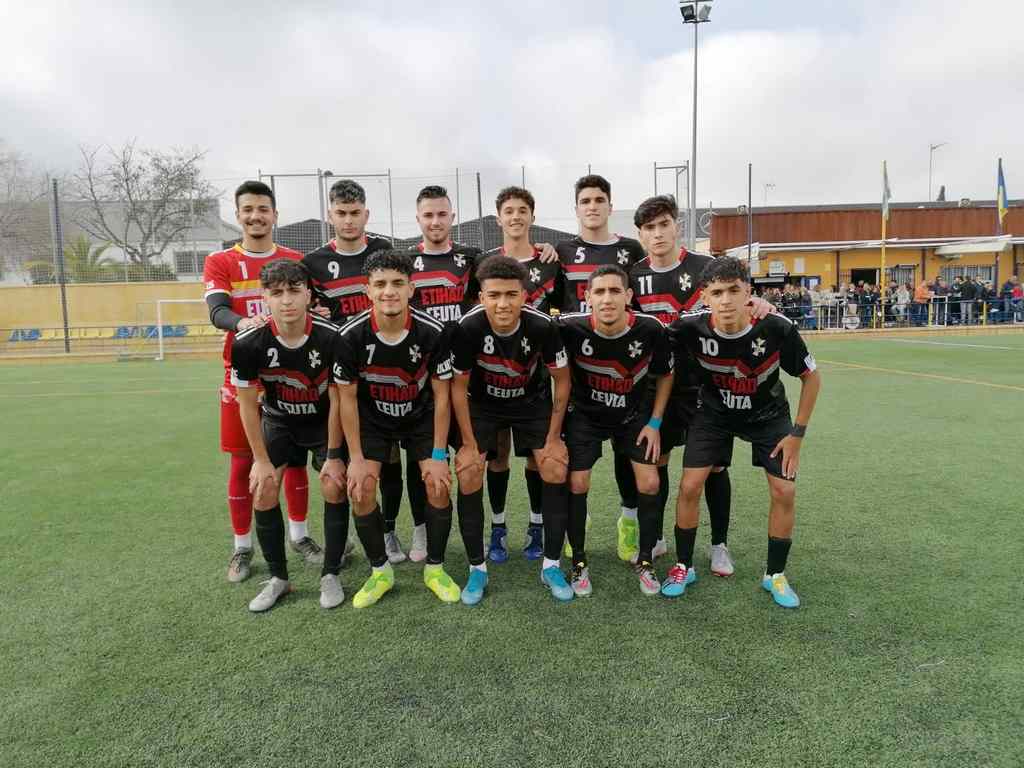 El Sporting compite contra dos rivales