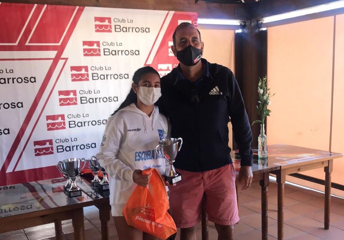 La ceutí Claudia Martín, campeona infantil de tenis en Chiclana