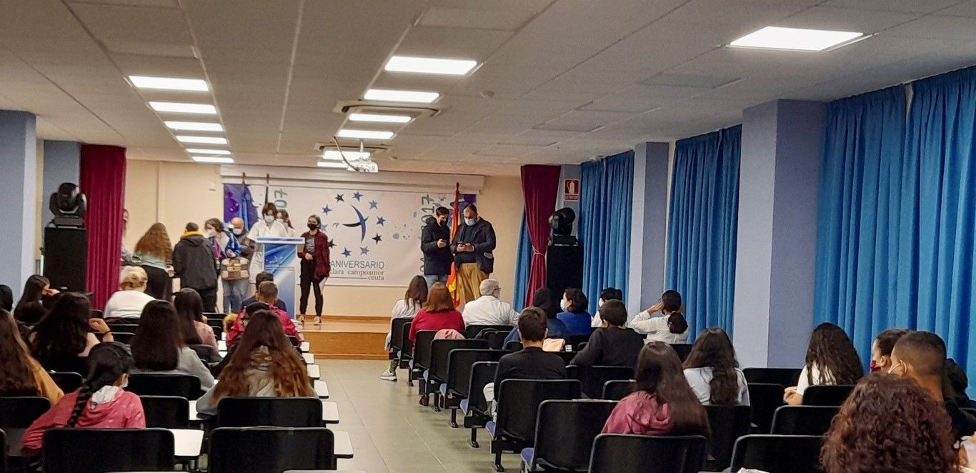 El Instituto Clara Campoamor realiza un acto de reconocimiento a distintos trabajadores
