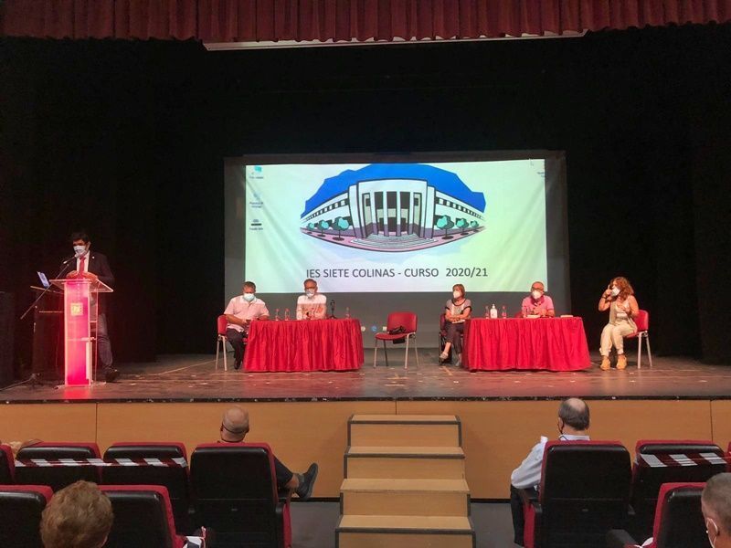 Lopera, “quitémonos de la cabeza que no se darán casos de coronavirus en los centros educativos”