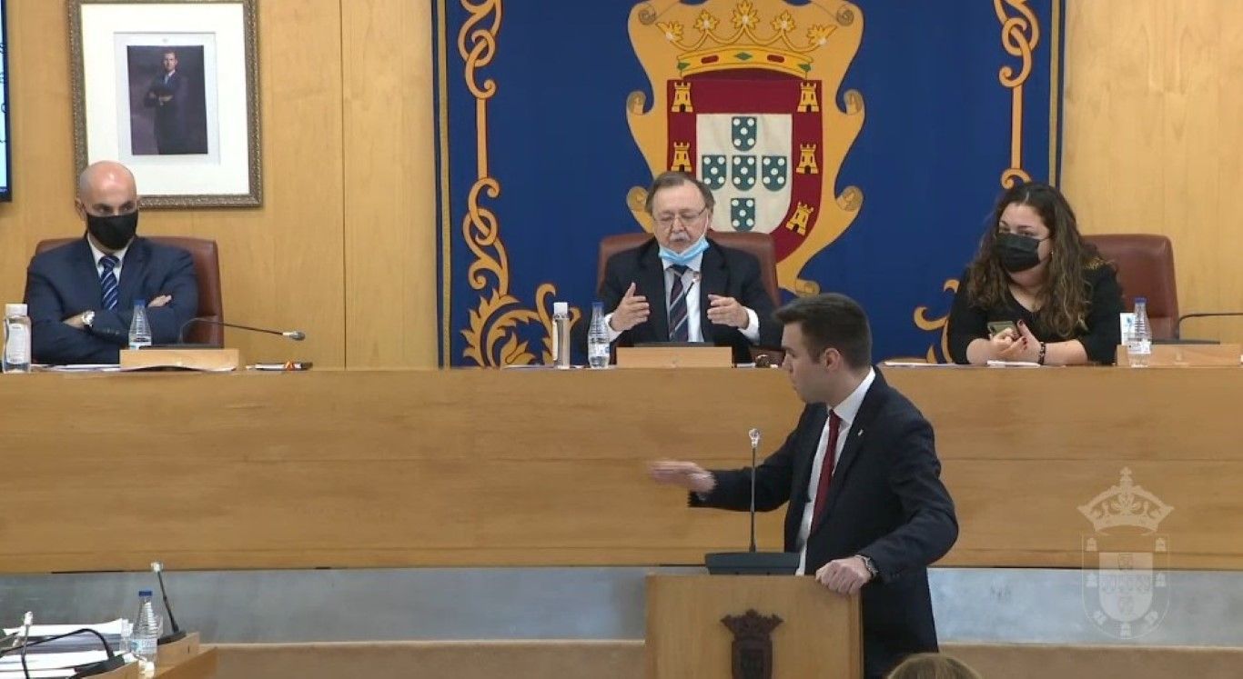 Francisco José Ruíz (VOX) presenta su dimisión como vicepresidente primero de la Asamblea de Ceuta