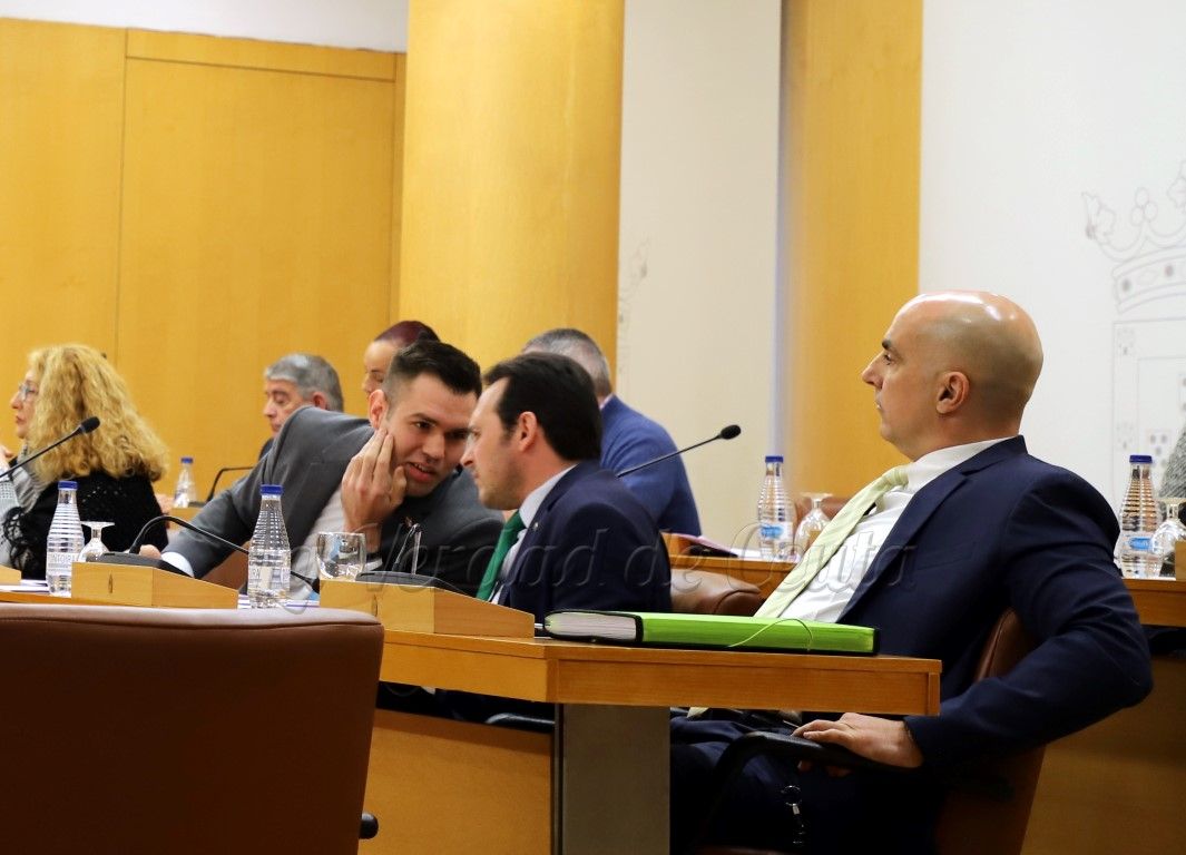 VOX pregunta cuántas denuncias se han interpuesto en Ceuta por no cumplir el confinamiento