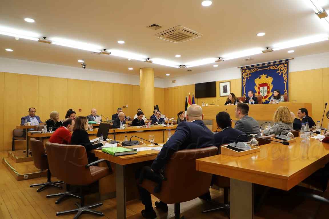 La Comisión Informativa de Hacienda aprueba alegaciones del PP, PSOE y Caballas así como algunas del MDyC a los Presupuestos
