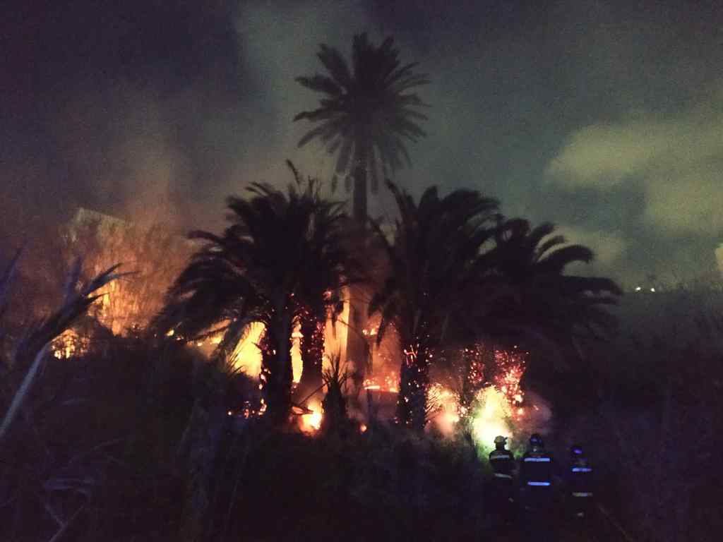 Controlado y extinguido un incendio en la zona de cañaverales tras la  'Esperanza'