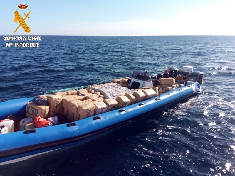 La narcolancha intervenida tenía más de 4.000 kilos de hachís
