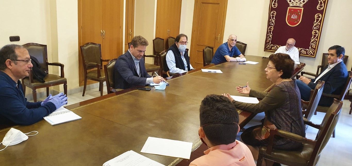 La Delegación del Gobierno se reúne con los agentes sociales