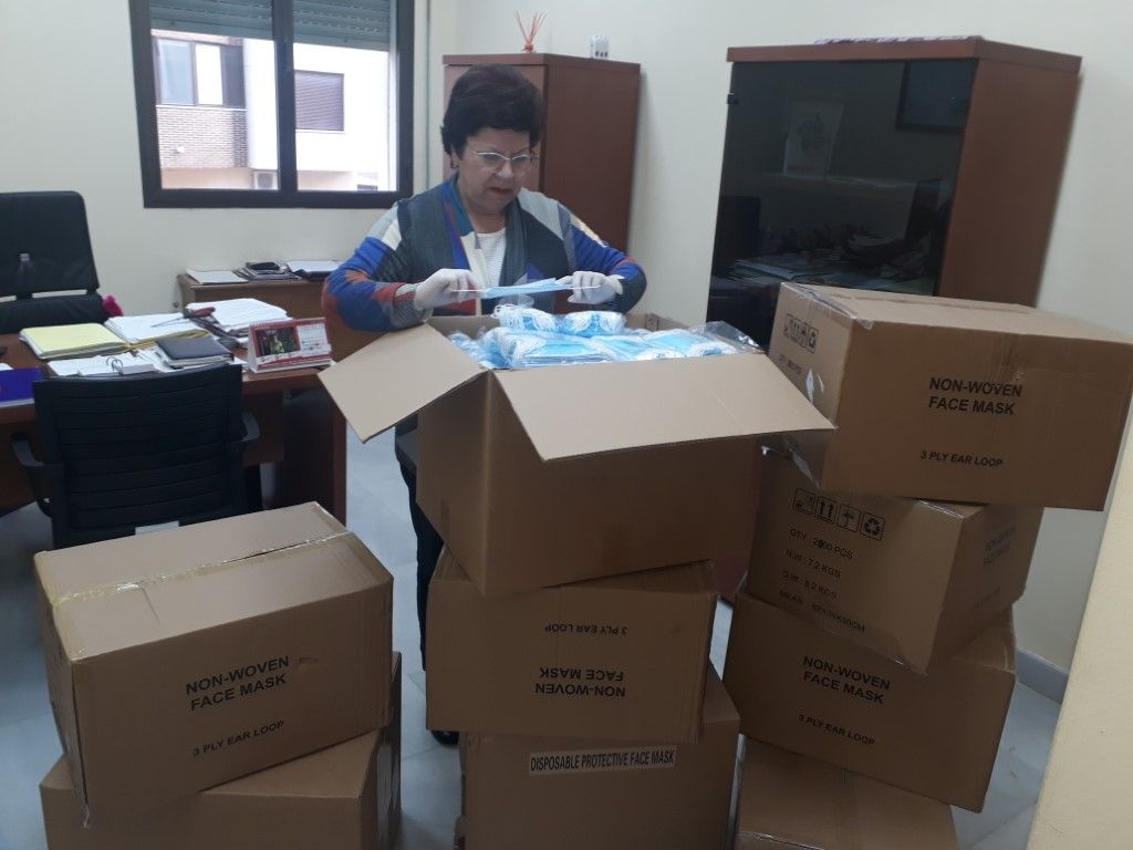 El Gobierno de España reparte 18.000 mascarillas en Ceuta para distribuir a partir de mañana