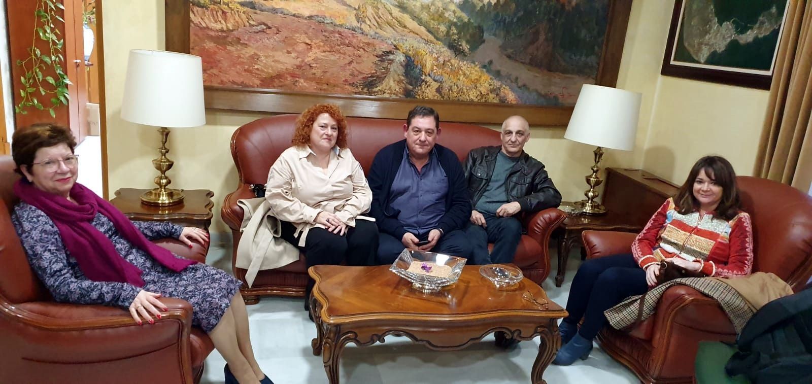 La delegada del Gobierno recibe a la secretaria confederal de Empleo y Cualificación Profesional de CCOO