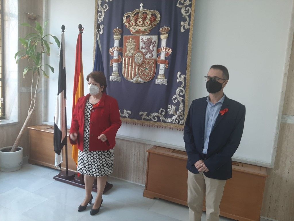 La Delegada del Gobierno presenta al Director Provincial de MUFACE