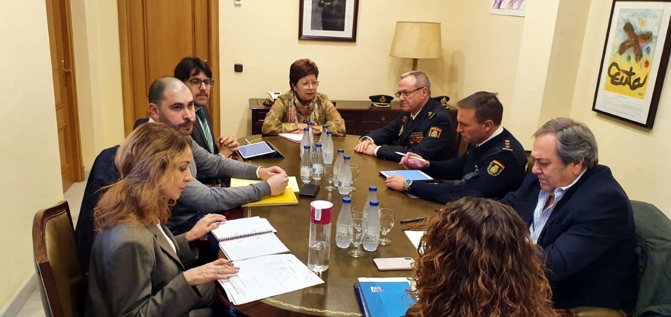 La Delegación del Gobierno crea un grupo de trabajo para analizar los títulos de viaje